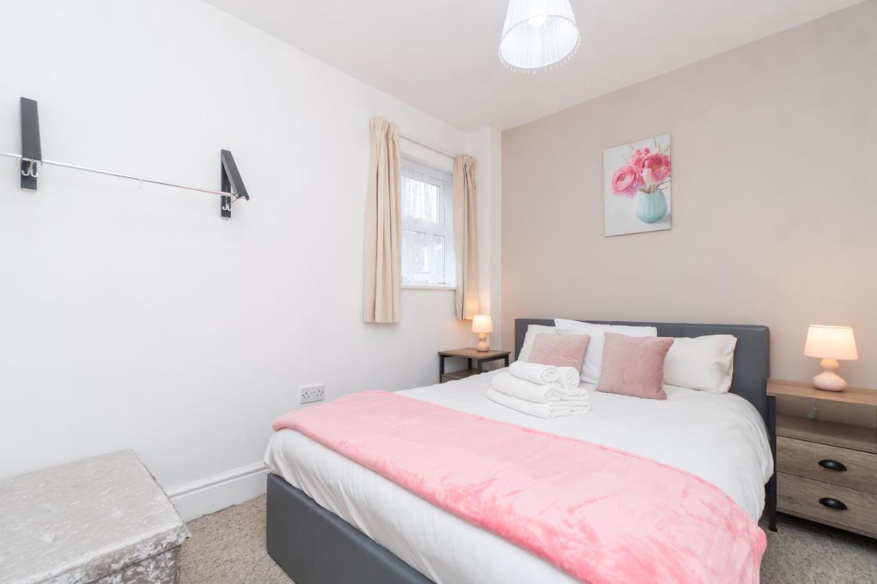Spacious 2 Bed Southville Flat Near Harbourside Бристоль Екстер'єр фото